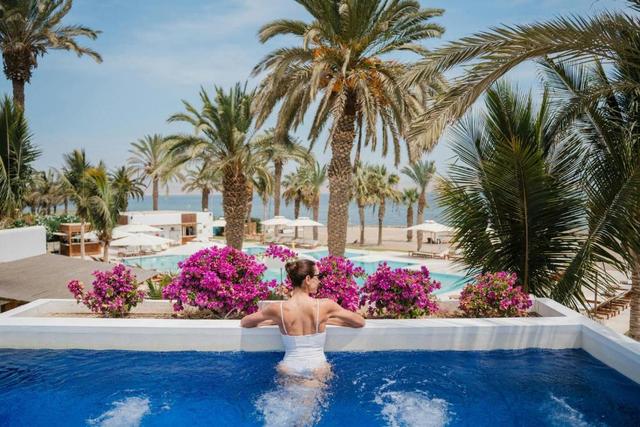 Paracas Luxury Collection